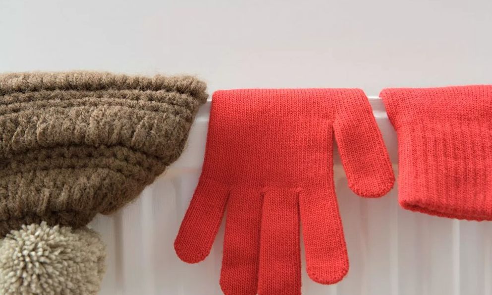 Mùa đông, tuyệt đối không được phơi quần áo ở chỗ này: Rất nhiều người Việt vô tư làm