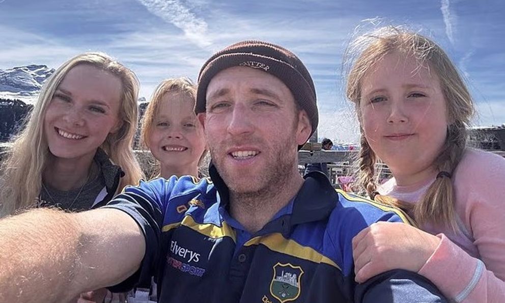 Người nông dân sốc đến “tê liệt” khi phát hiện ung thư ở tuổi 33: 1 dấu hiệu đã xuất hiện từ 2 năm trước