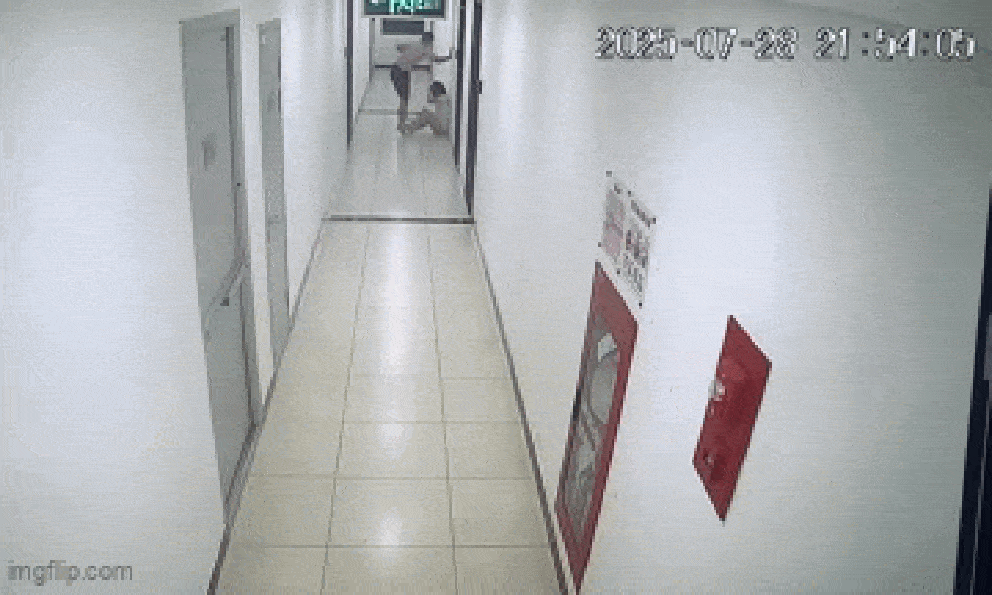 Tình tiết mới vụ người đàn ông đánh vợ thủng màng nhĩ, chấn động não ở hành lang chung cư