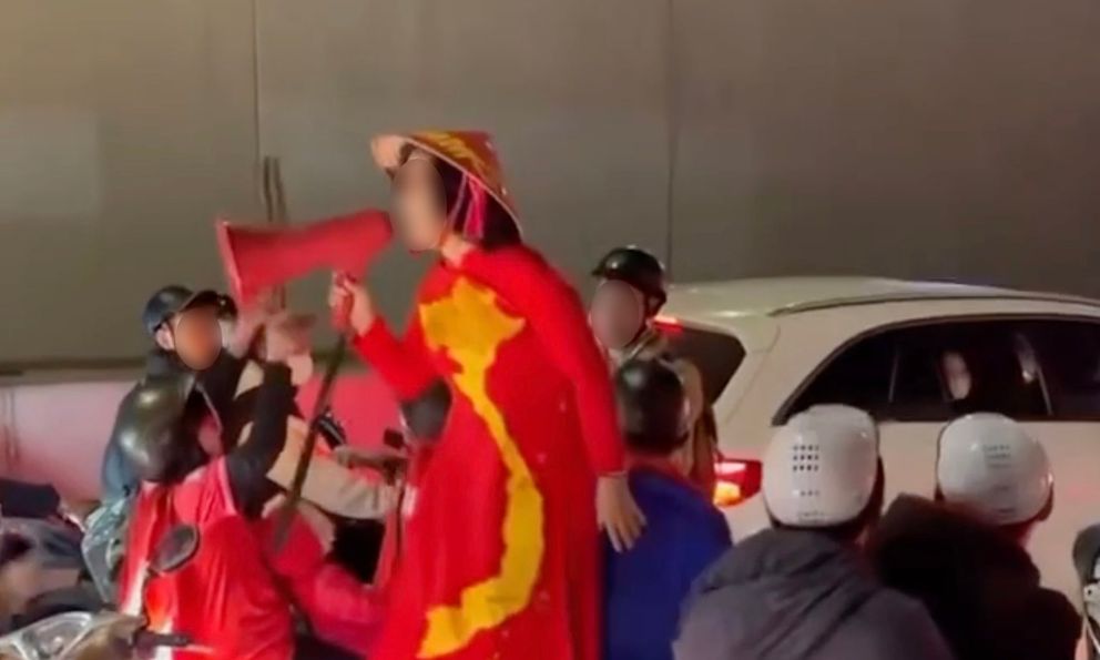 Danh tính người phụ nữ 