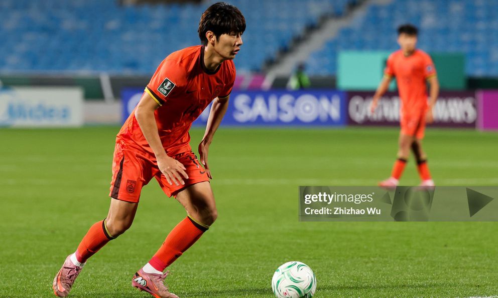 Ngôi sao trị giá 12 tỷ đồng của U23 Trung Quốc nhận án phạt trước ngày đấu U23 Việt Nam