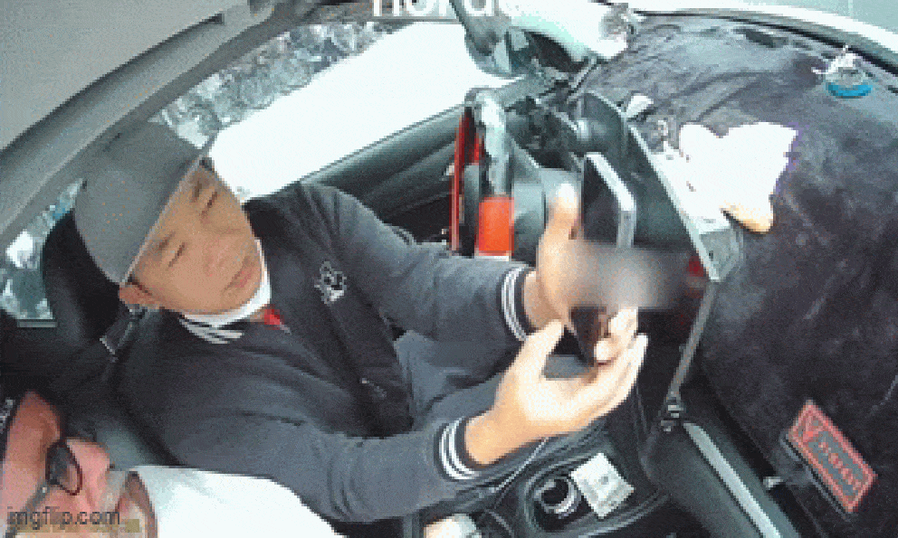 Cuốc xe 100.000 đồng nhưng khách chỉ đưa 10.000 đồng, tài xế lên tiếng về sự nhầm lẫn