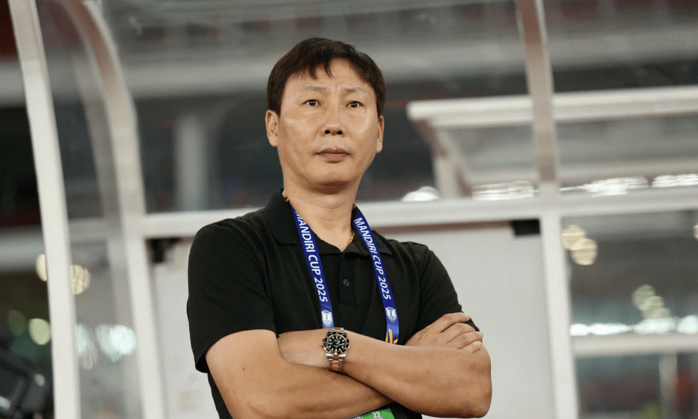 HLV Kim Sang-sik quyết thắng Hàn Quốc, phía sau là bóng mờ quá khứ?