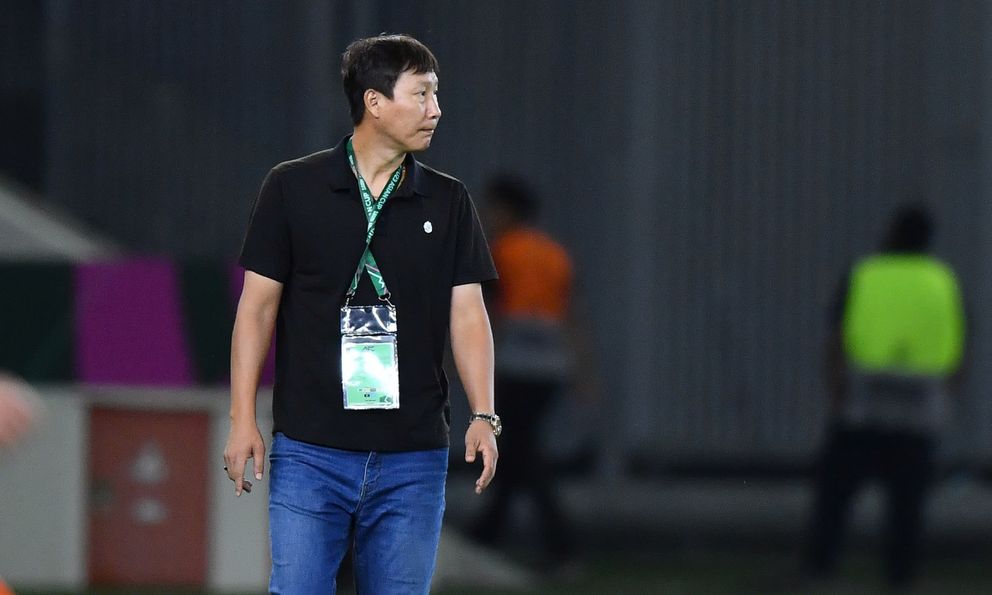 Đội hình U23 Việt Nam vs U23 Hàn Quốc: Mất 2 trụ cột hàng thủ, HLV Kim Sang-sik “xoay bài” ra sao?