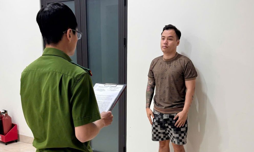 Thi hành lệnh bắt tạm giam Trịnh Ngọc Đạt Dương SN 1996