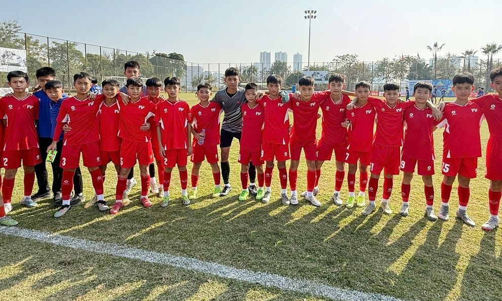 U13 PVF so tài với U13 Shanghai Luckystar