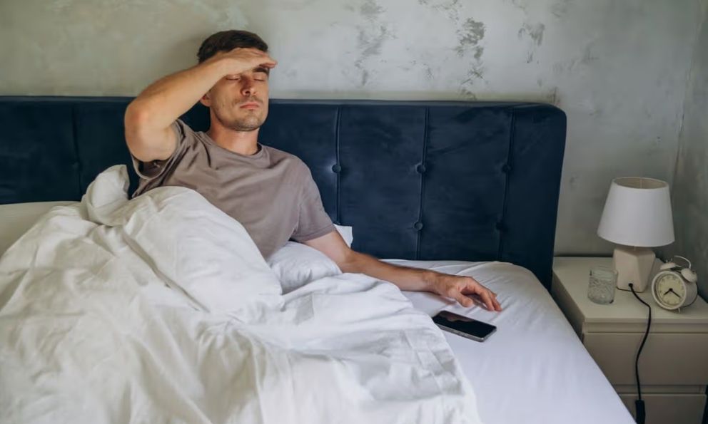 Bác sĩ thần kinh nói thẳng: Đang ngủ mà thấy dấu hiệu này thì cần đi khám sớm