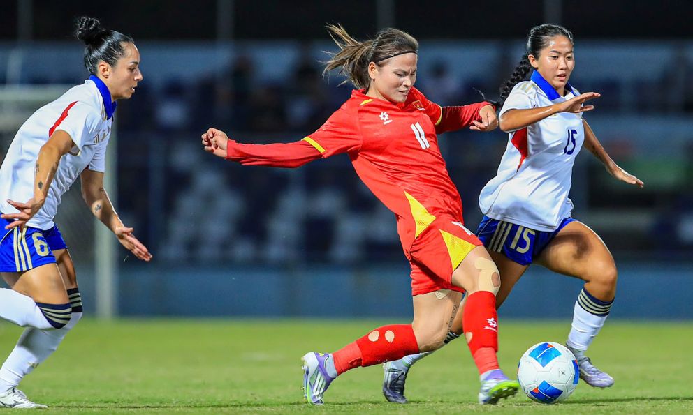 Tuyển Việt Nam so tài với tuyển Trung Quốc