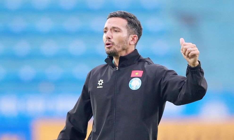 Thầy của Nguyễn Xuân Son bất ngờ mất chức