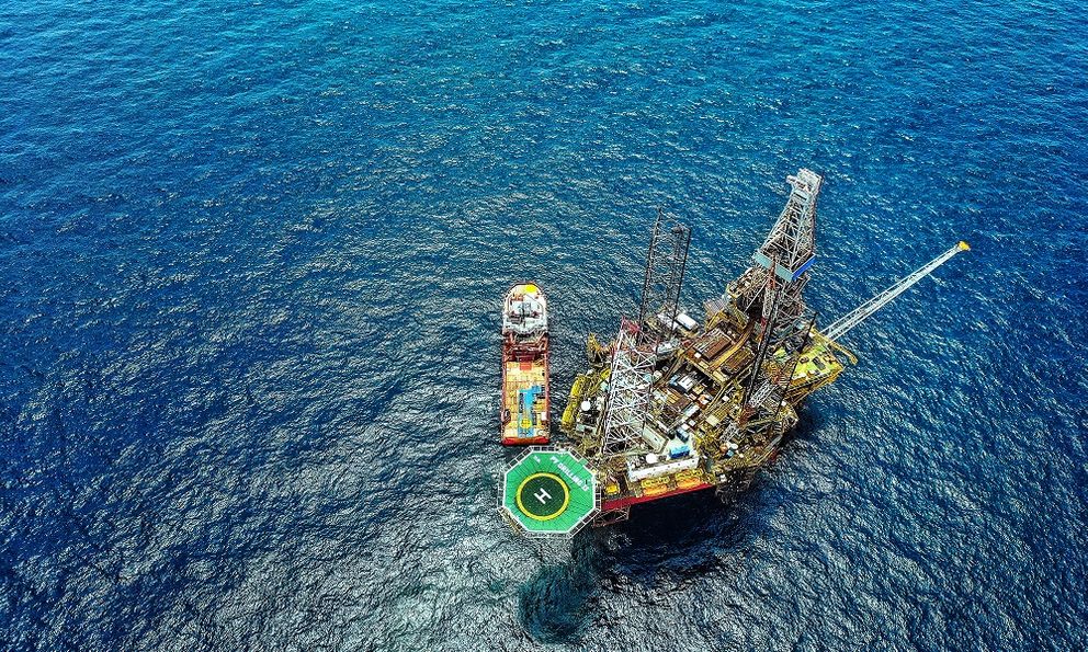 Giàn khoan khổng lồ của Việt Nam vừa 