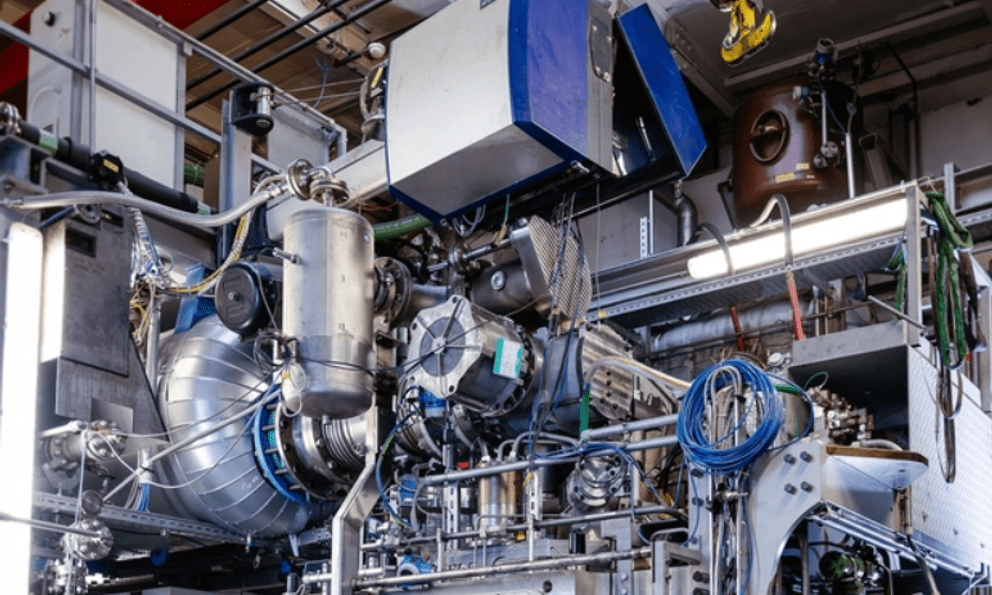 Phát minh động cơ 