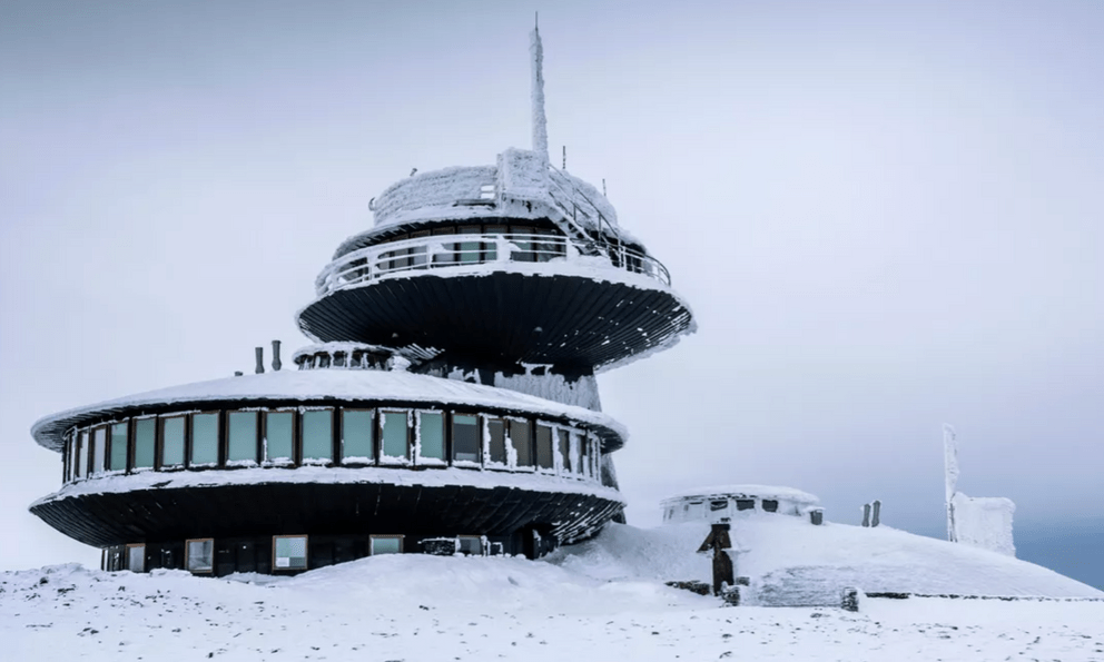 Nga nghiên cứu loại tia cực mạnh, bất chấp thời tiết khắc nghiệt ở Bắc Cực: Mục đích là gì?