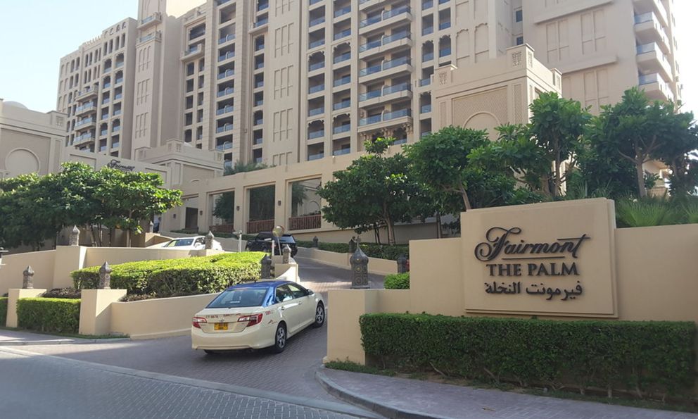 Khách Việt chia sẻ hình ảnh khách sạn 5 sao ở Dubai trước khi bị trúng tên lửa