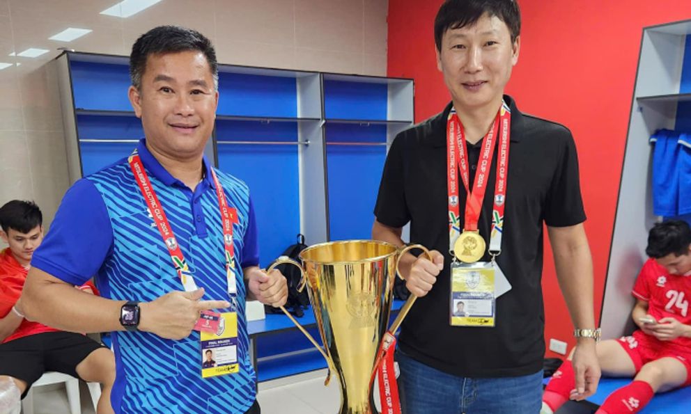 Trợ lý HLV Kim Sang-sik hé lộ lý do đôn Việt kiều châu Âu lên U23 Việt Nam, bật mí kế hoạch bất ngờ