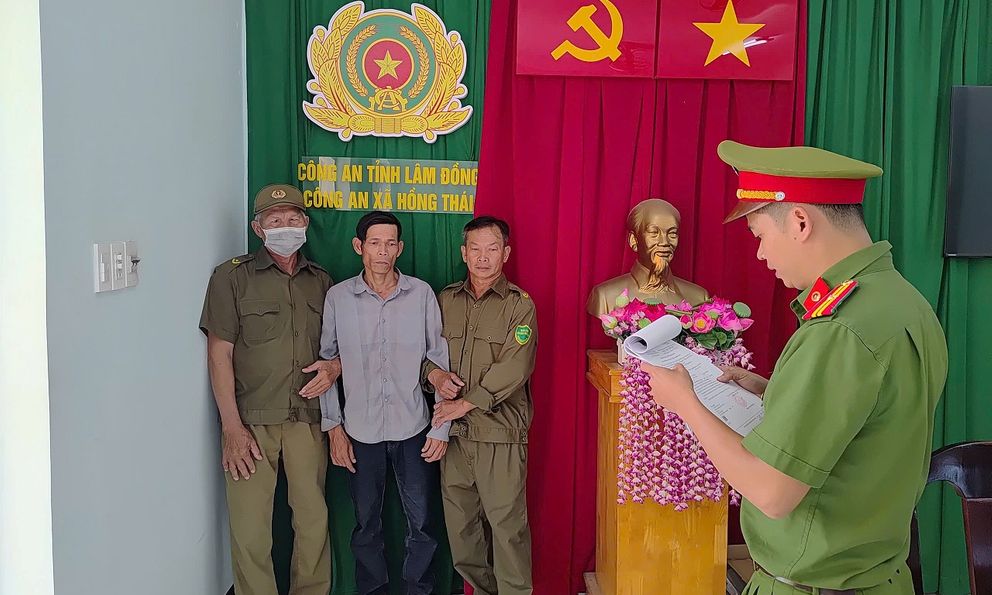 Thi hành lệnh bắt tạm giam Hắc Minh Hải sinh năm 1983