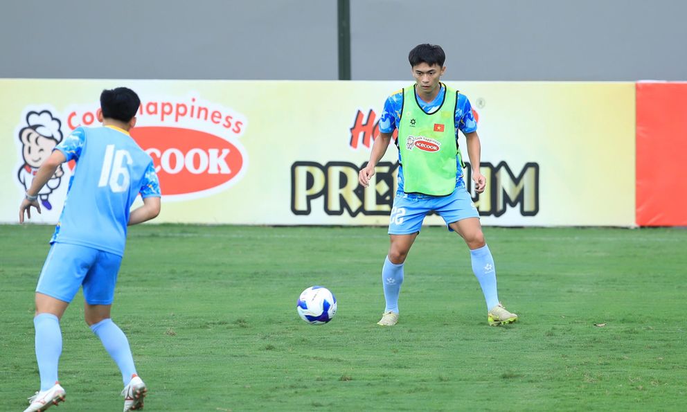 Người mới ở ĐT Việt Nam nói thẳng về Nguyễn Xuân Son, vẫn tự tin “cạnh tranh sòng phẳng”