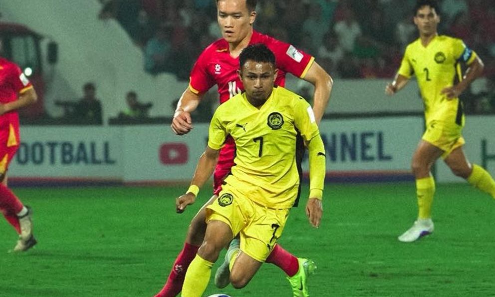 Chuyên gia Malaysia: “Dùng cả nội binh, con lai lẫn nhập tịch vẫn thua Việt Nam, Malaysia tụt hậu rồi”