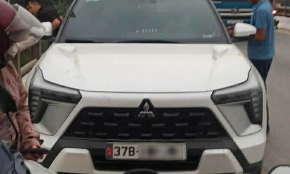 Danh tính cô gái nghi để lại ô tô trên cầu rồi mất tích ở Nghệ An