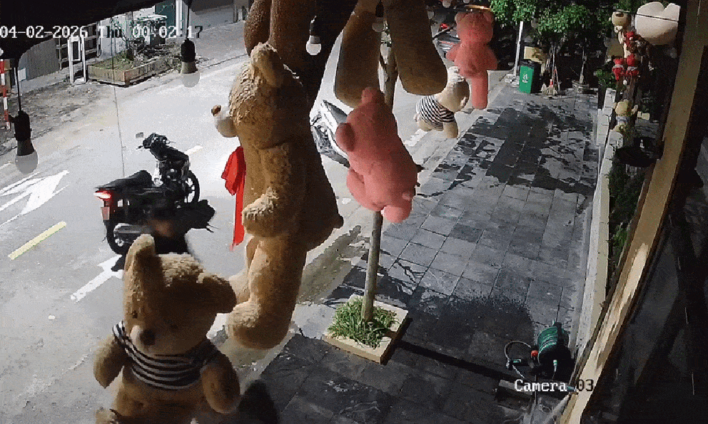 Làm một hành động lúc nửa đêm, nam thanh niên khiến chủ quán trà sữa ở Bắc Ninh tha thiết tìm danh tính