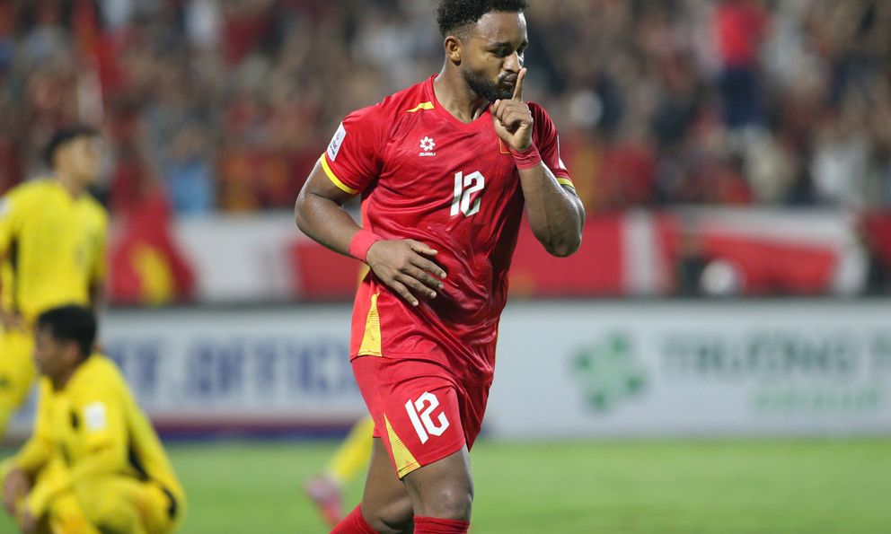 Trang web quốc tế vinh danh Xuân Son và Hoàng Hên, gây bất ngờ với ngôi sao Malaysia