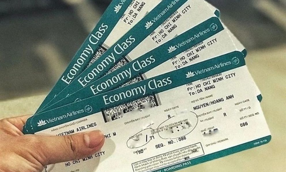 Khách đi máy bay lưu ý: Từ bây giờ, có thể dùng vé máy bay giấy để làm 1 việc tại sân bay Nội Bài