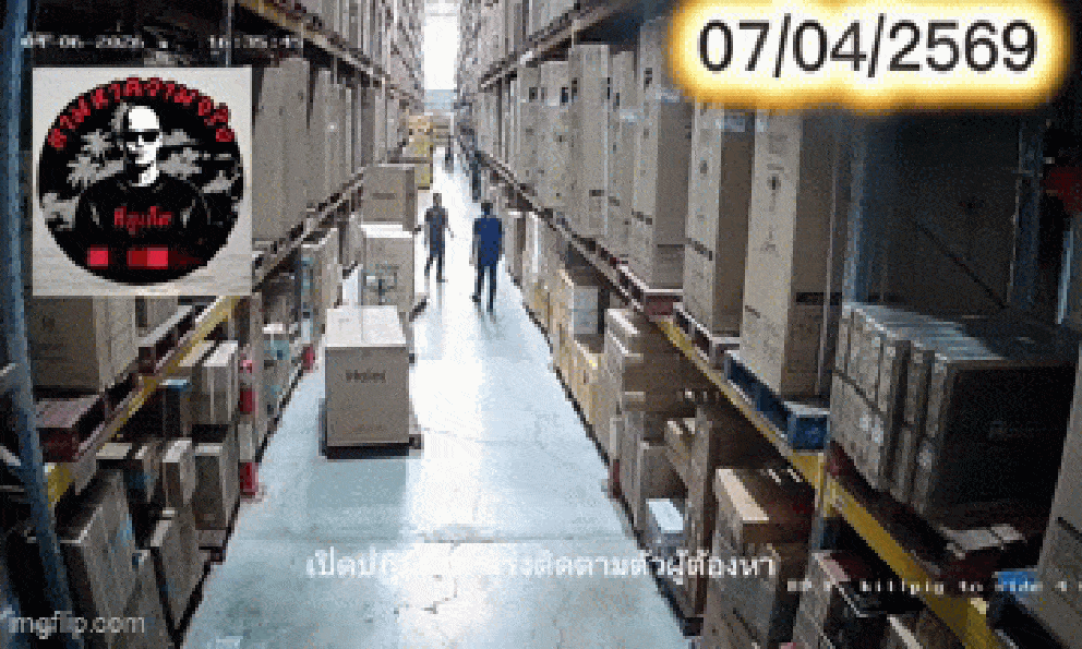 Người đàn ông rút súng bắn đồng nghiệp trong nhà kho, camera an ninh ghi lại cảnh tượng kinh hoàng