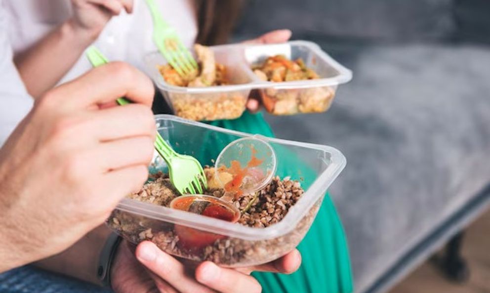 Bác sĩ kêu gọi: Đừng làm điều này vào bữa trưa!