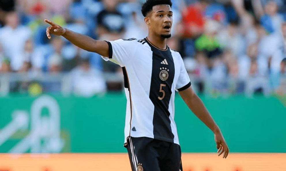 Cầu thủ châu Âu giá 24 tỷ lên tiếng về tin đồn có gốc Việt Nam, hé lộ thêm sự thật ngỡ ngàng