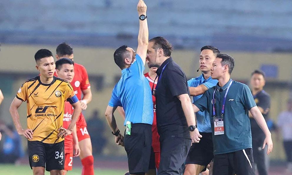 Án phạt nặng cho HLV Popov & chuyện gì đang xảy ra với V.League?