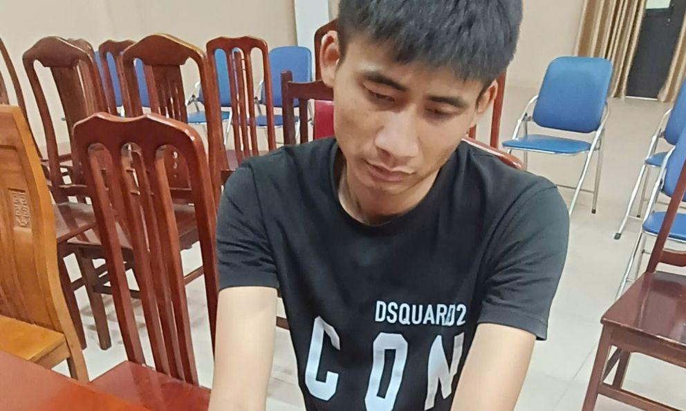 Quyết định tạm giữ tài xế xe máy điện Doãn Chí Thanh SN 1993