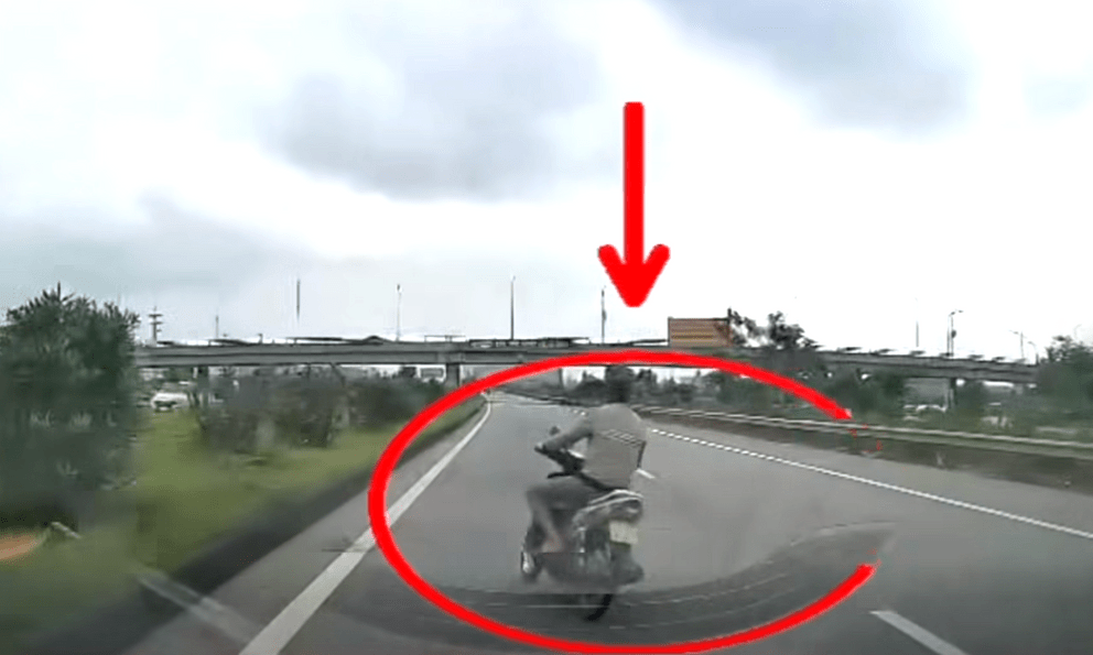 Tạm giữ khẩn cấp tài xế Vi Văn Chung sau clip diễn xiếc trên cao tốc