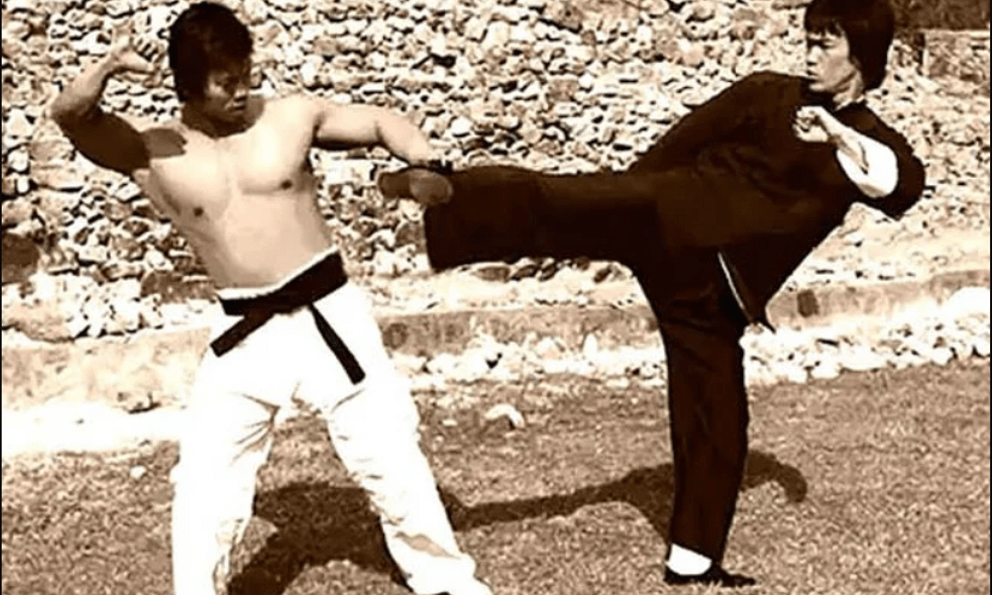 Người đàn ông hiếm hoi khiến Lý Tiểu Long ê ẩm toàn thân sau hơn 30 phút giao đấu là ai?