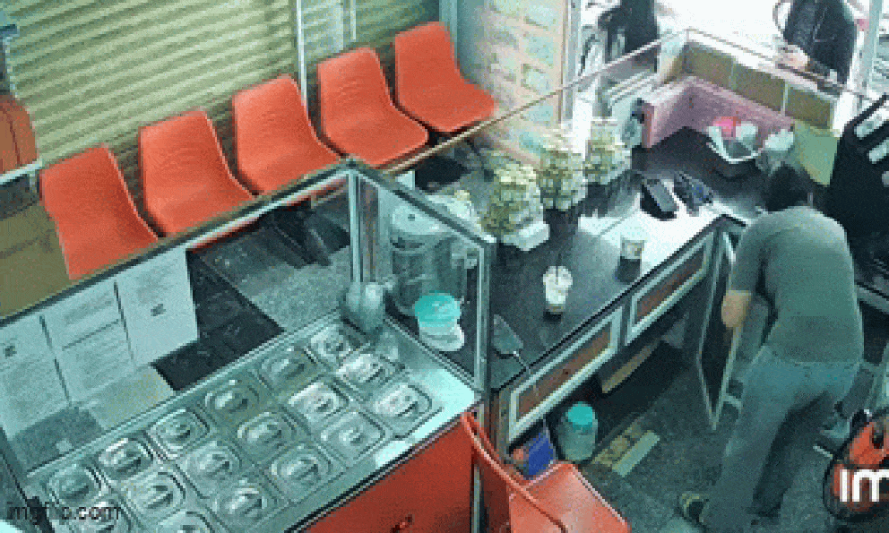 Khách mua bát cháo 20.000 đồng chuyển nhầm thành 20 triệu đồng: Chủ quán lên tiếng