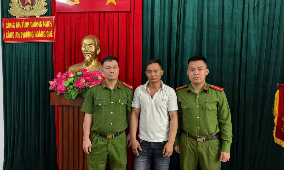 Đối tượng Nguyễn Văn Thuyết tự nguyện về Việt Nam đầu thú