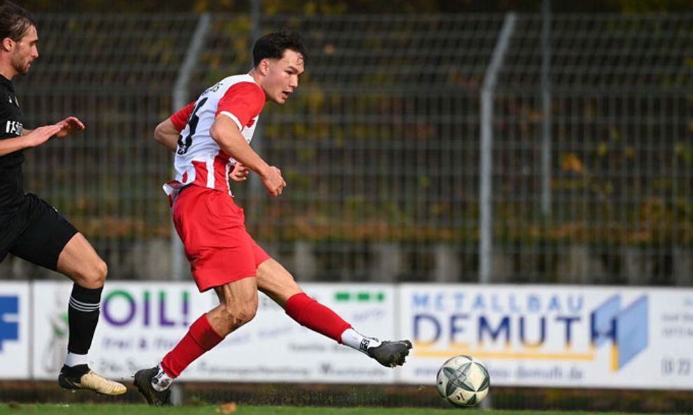 Tiền đạo Việt kiều 18 tuổi gây chú ý tại Đức, được ví như “Lewandowski mới”