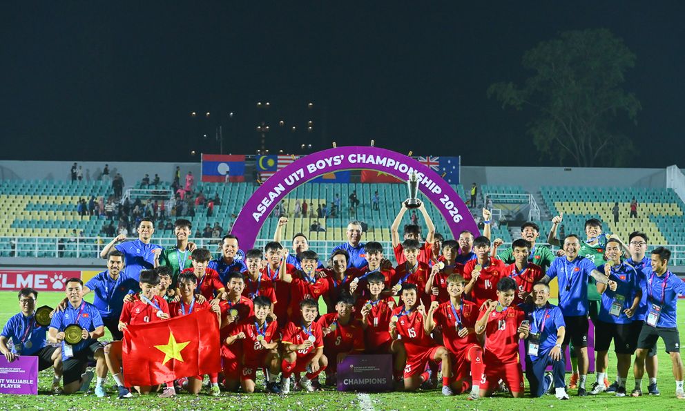 Vừa đón cúp vô địch, tuyển Việt Nam nhận tin kém vui từ AFC