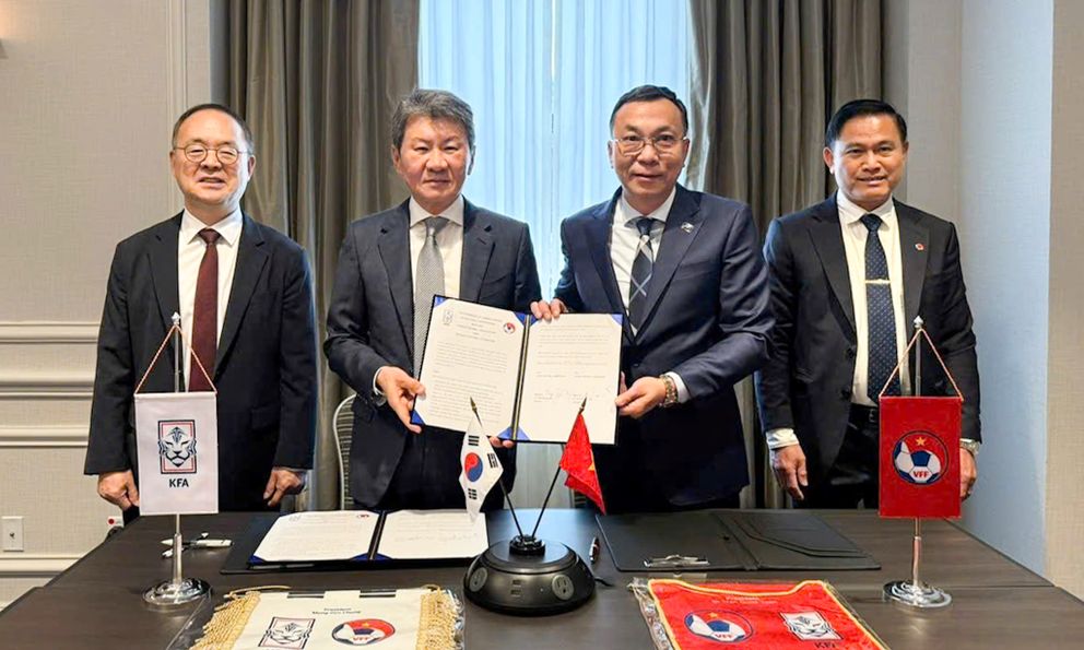 Việt Nam công bố hợp tác với nền bóng đá có đội tuyển thuộc top 25 thế giới