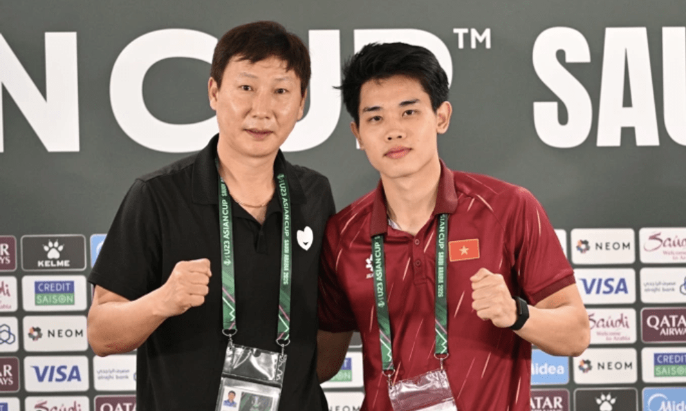 Đình Bắc tăng tốc ngoạn mục, HLV Kim Sang-sik sẽ khuynh đảo AFF Cup bằng bộ ba “SHB”?