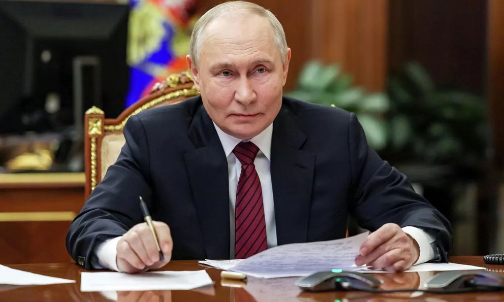 Mệnh lệnh đến thẳng từ Điện Kremlin; Nga vừa tạo loạt 