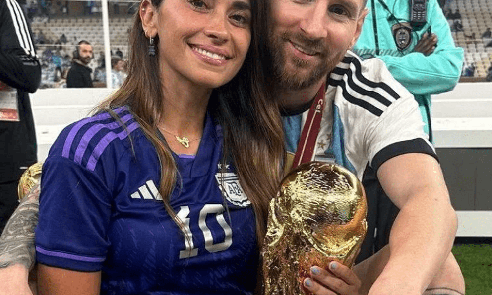 Messi và lần nghe lời vợ cực ly kỳ: Bỏ ý định từ giã tuyển Argentina, vô địch World Cup đầy kịch tính