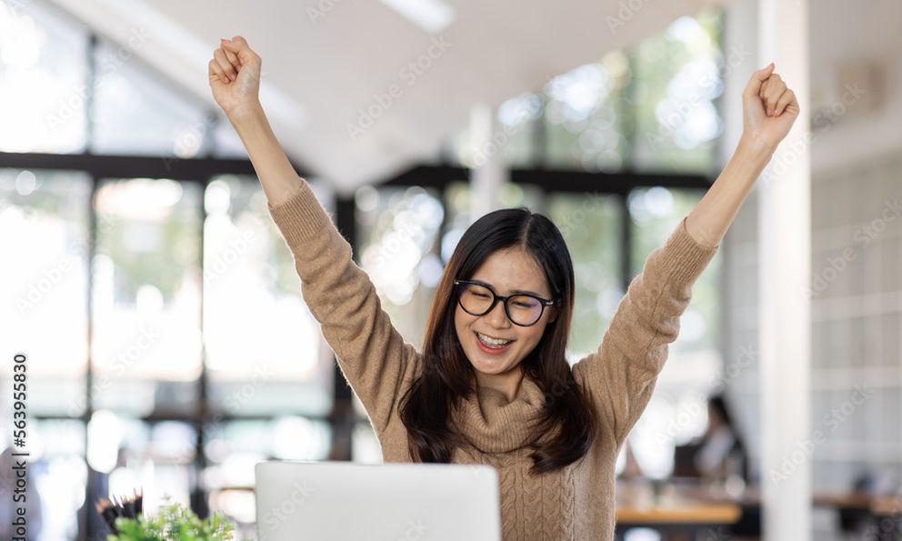Tiếng ồn trắng so với tiếng ồn nâu: Loại nào tốt hơn cho năng suất làm việc?