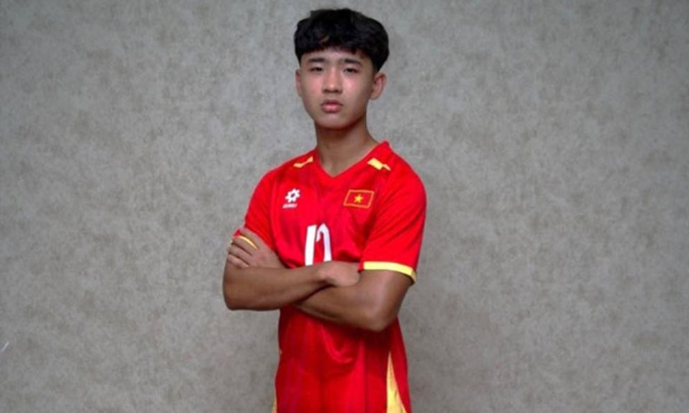 Tuyển Việt Nam loại 2 cầu thủ, chốt danh sách dự giải Đông Nam Á: Tiền vệ đội Tây Ban Nha được chọn