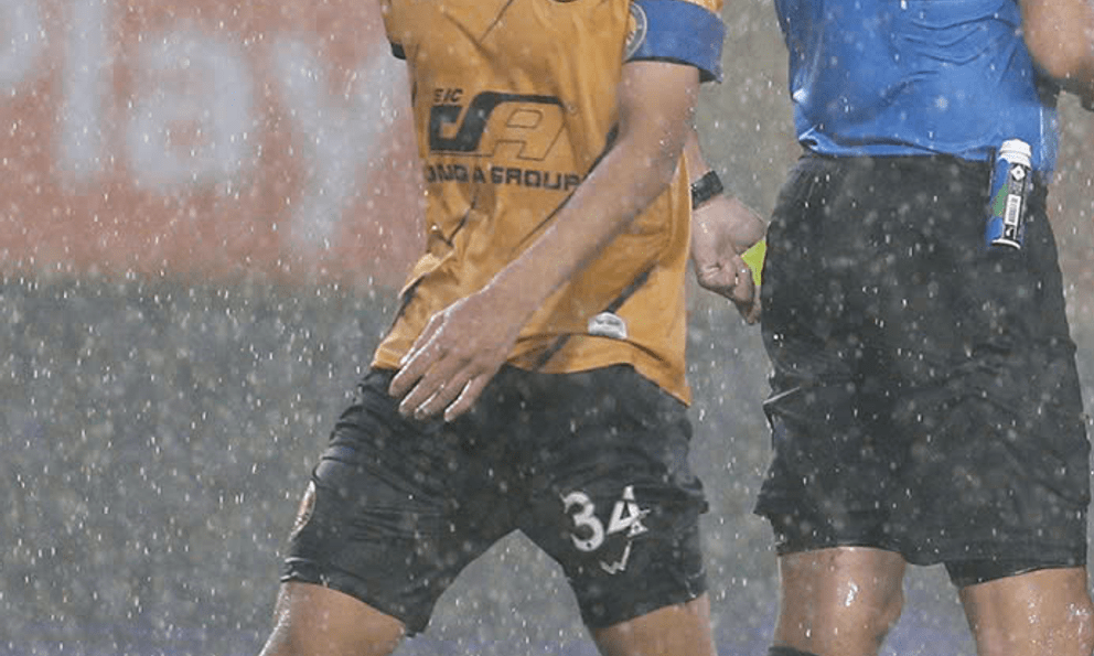 Tuyển thủ Việt Nam nghẹn ngào chia tay đội “ngựa ô” V.League, gia nhập “đại gia” đất Bắc?
