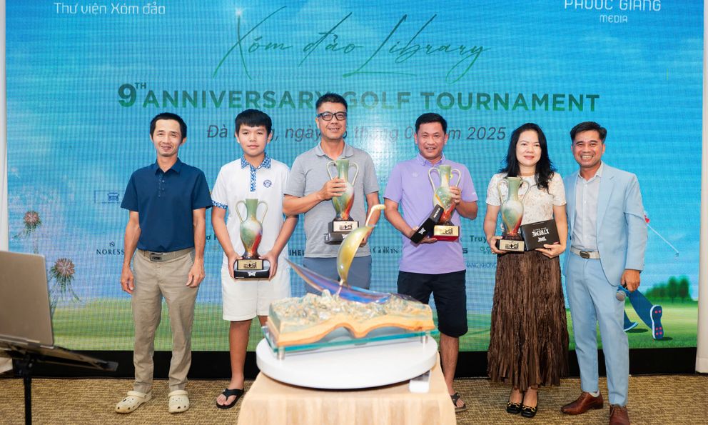 Giải golf đặc biệt: 10 năm mang sách về nông thôn