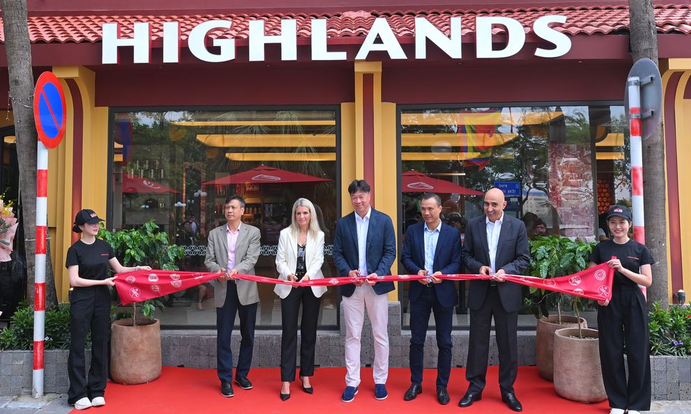 Highlands Coffee cán mốc 1.000 cửa hàng, khẳng định vị thế thương hiệu cà phê Việt hàng đầu