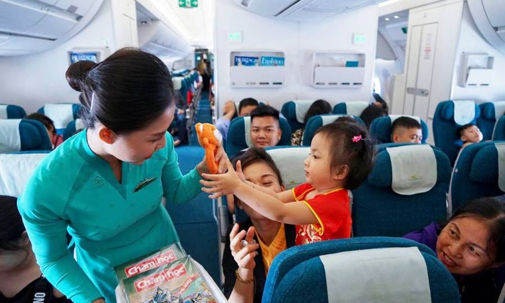 Gia đình có trẻ em cần chú ý: Quy định mới khi mua vé máy bay của Vietnam Airlines