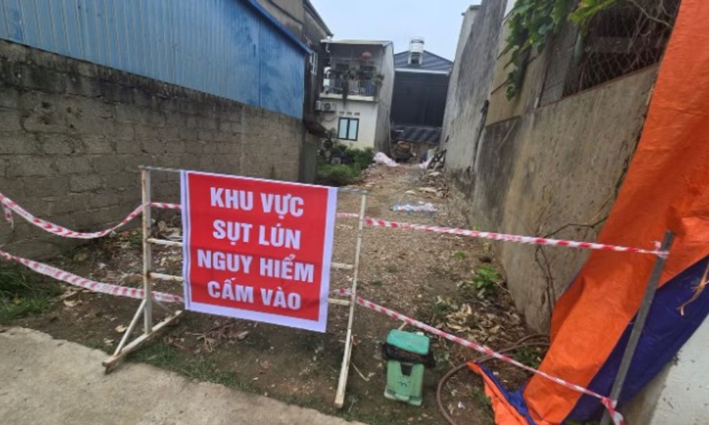 Sau tiếng động lớn giữa trưa, 