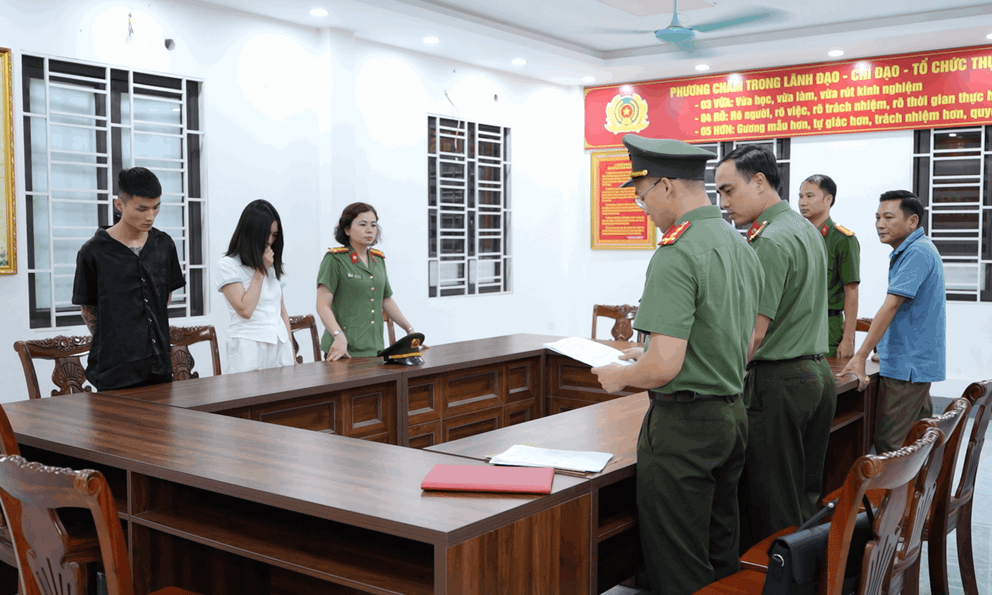 Lệnh bắt tạm giam Hoàng Thanh Huyền 29 tuổi 