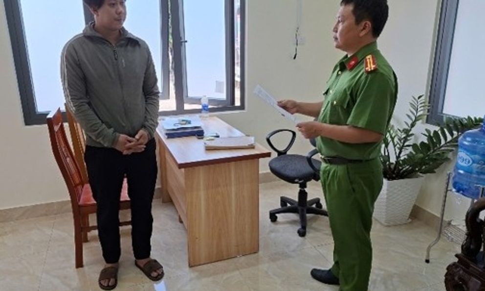 Khởi tố, cấm đi khỏi nơi cư trú với người thuê xe Lê Kim Thao SN 2001