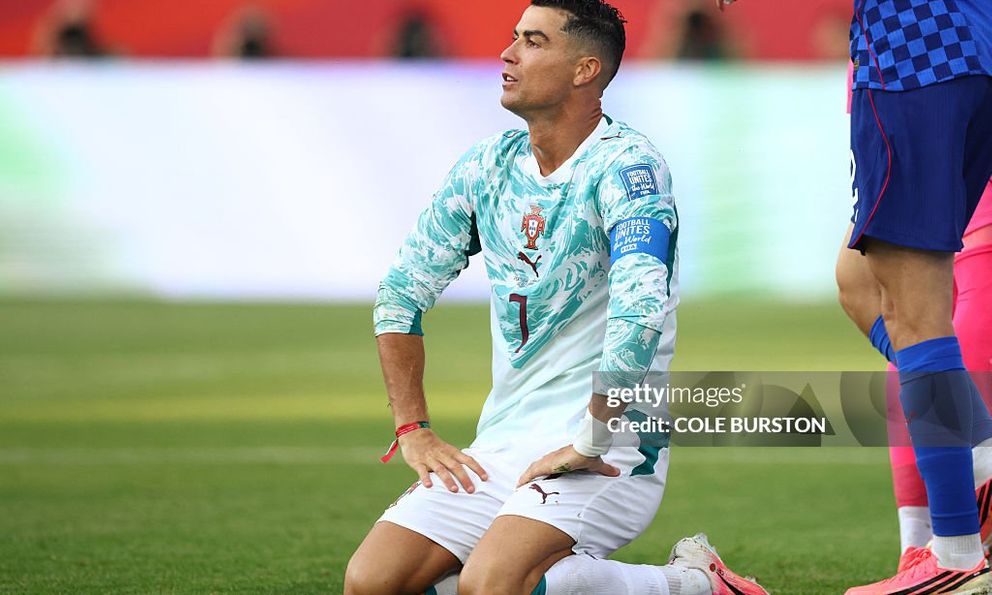 Nóng: Ronaldo từ giã đội tuyển Bồ Đào Nha ngay trong tháng 7 này?